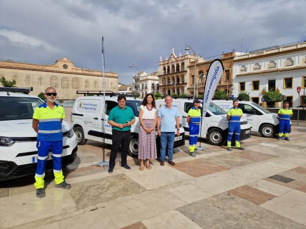 El Servicio Municipal de Agua de Écija renueva su flota de vehículos por eléctricos en una clara apuesta por el medioambiente